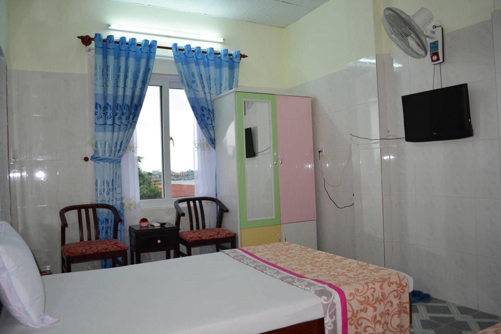 Anh Linh 1 Hotel Dong Hoi Exteriér fotografie