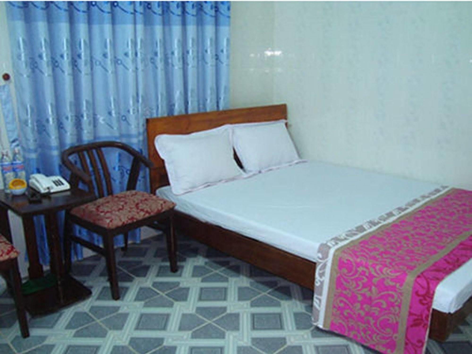 Anh Linh 1 Hotel Dong Hoi Exteriér fotografie