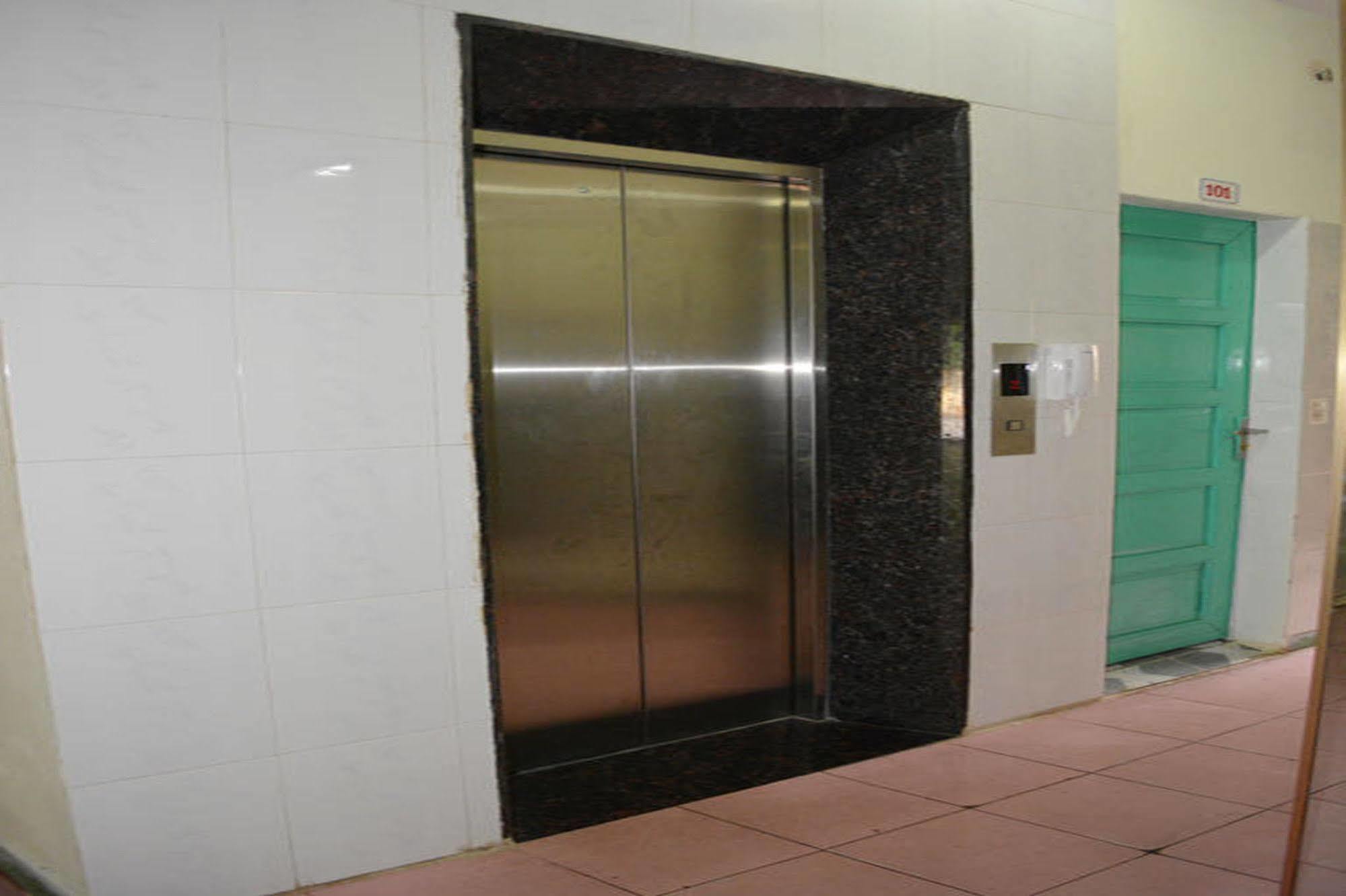 Anh Linh 1 Hotel Dong Hoi Exteriér fotografie